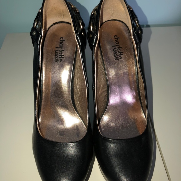 Black Charlotte Russe Pumps - Picture 4 of 4